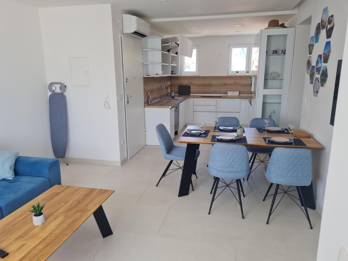 Holiday Apartment Marijana Kastela Exterior photo