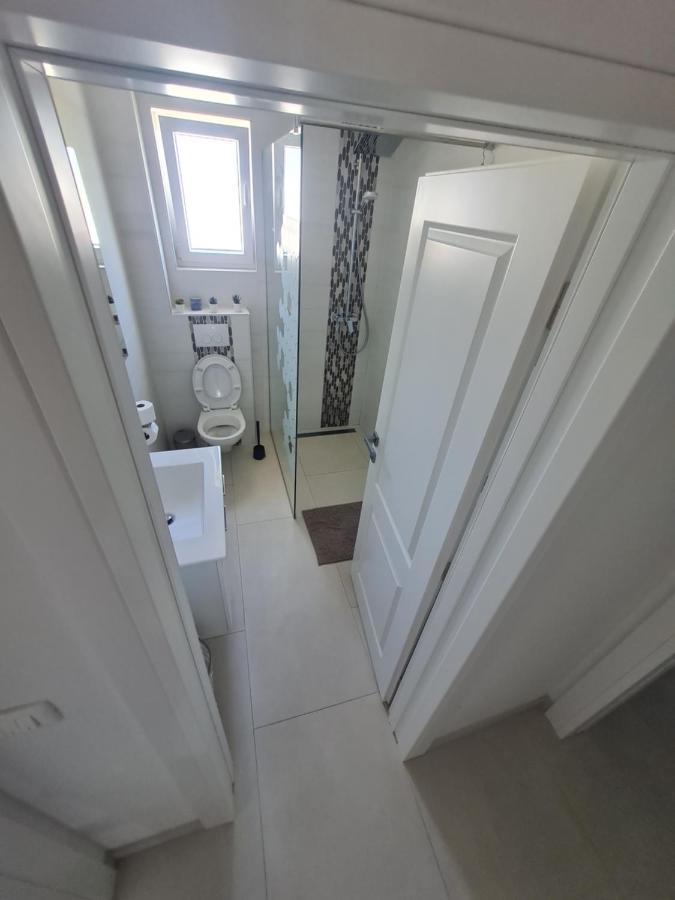 Holiday Apartment Marijana Kastela Exterior photo