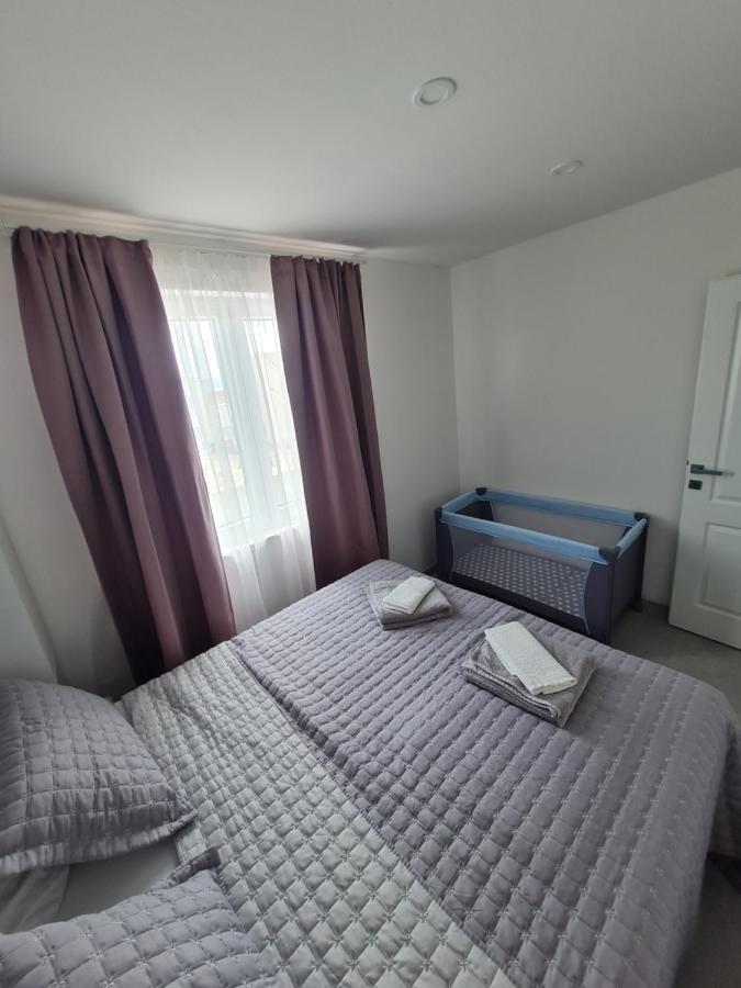 Holiday Apartment Marijana Kastela Exterior photo