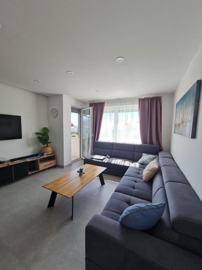 Holiday Apartment Marijana Kastela Exterior photo